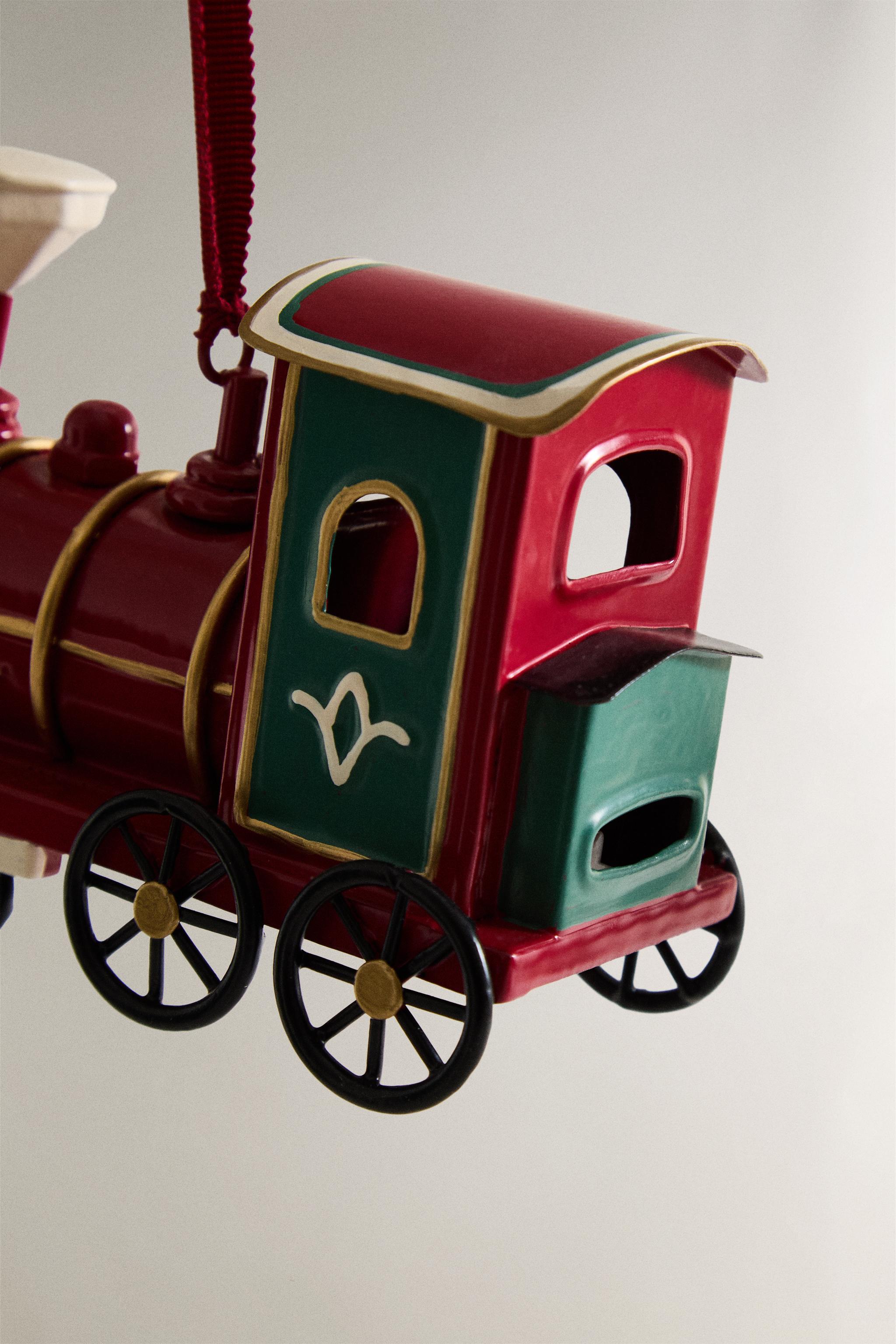 LIGHT TRAIN CHRISTMAS TREE ORNAMENT